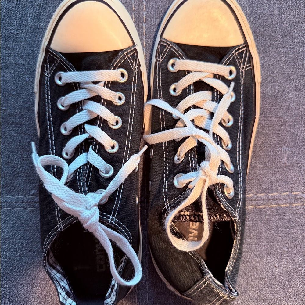 Converse Black Canvas Low-Top Sneakers with Plaid Accents